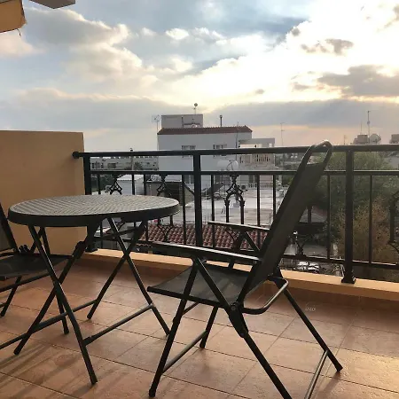 Kings Sea View 2 Bedroom Пафос